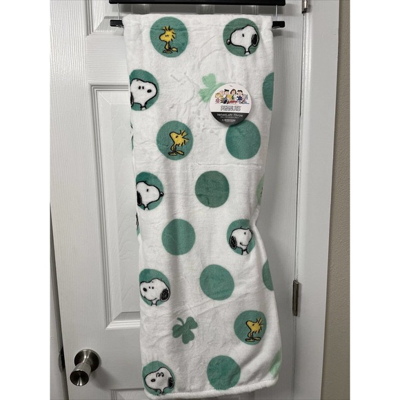Berkshire Blanket Bedding Snoopy Woodstock St Patrick Velvetloft